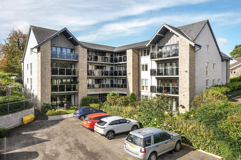 Main image of property: 8 Queen Elizabeth Court , Tram Lane, Kirkby Lonsdale, LA6 2FF