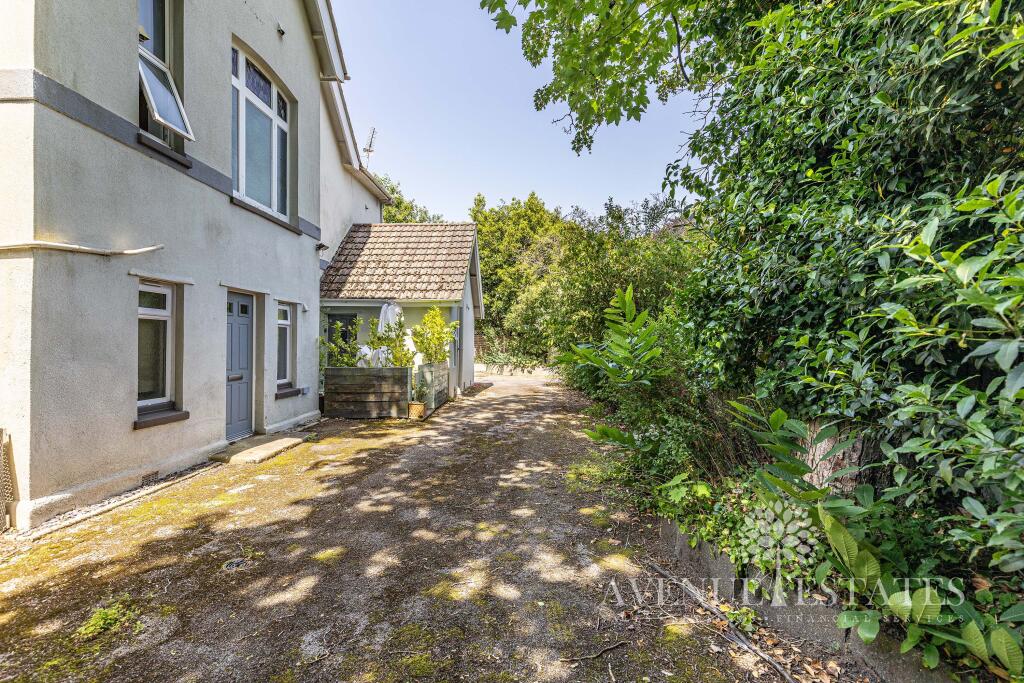 Main image of property: Cavendene, Cavendish Road, Bournemouth, Bournemouth Christchurch Poole