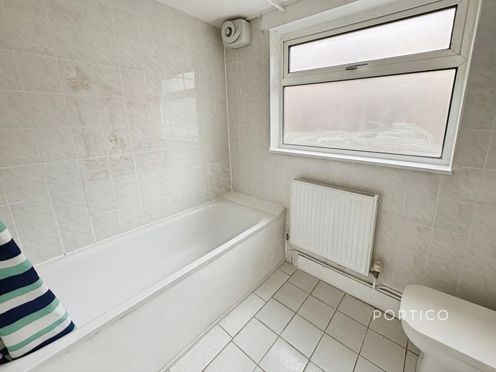 2 bedroom house for rent