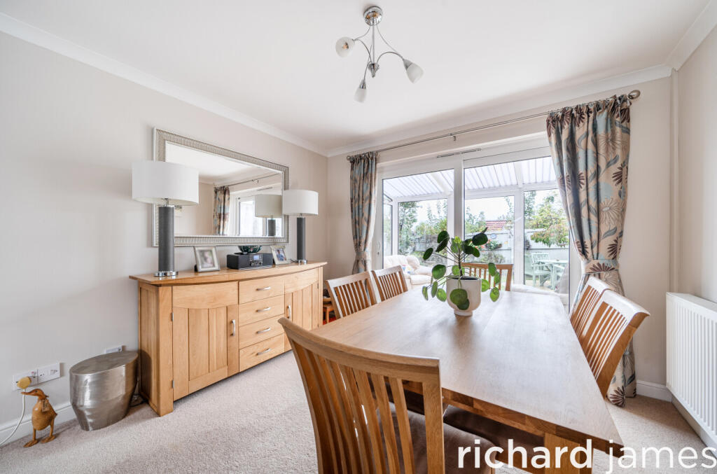 House in Swindon, Pembroke Park, Haydon Wick - View 5