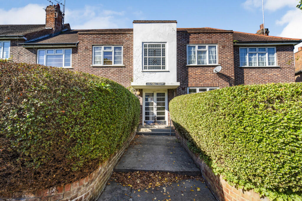 Main image of property: Pitshanger Lane, London, W5