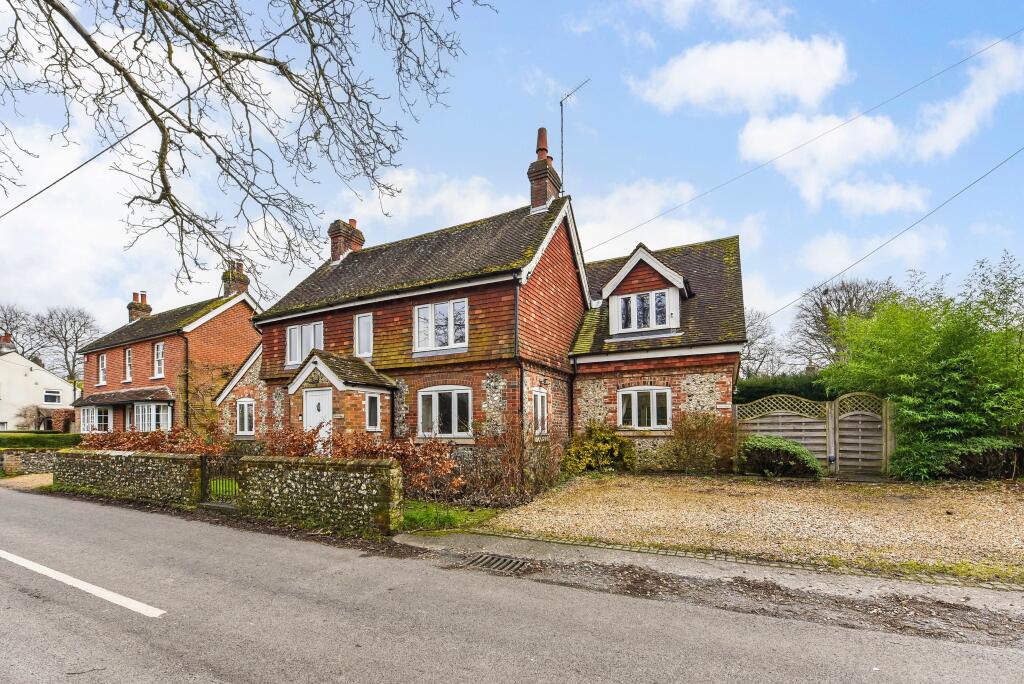 Main image of property: High Street, Meonstoke, Southampton