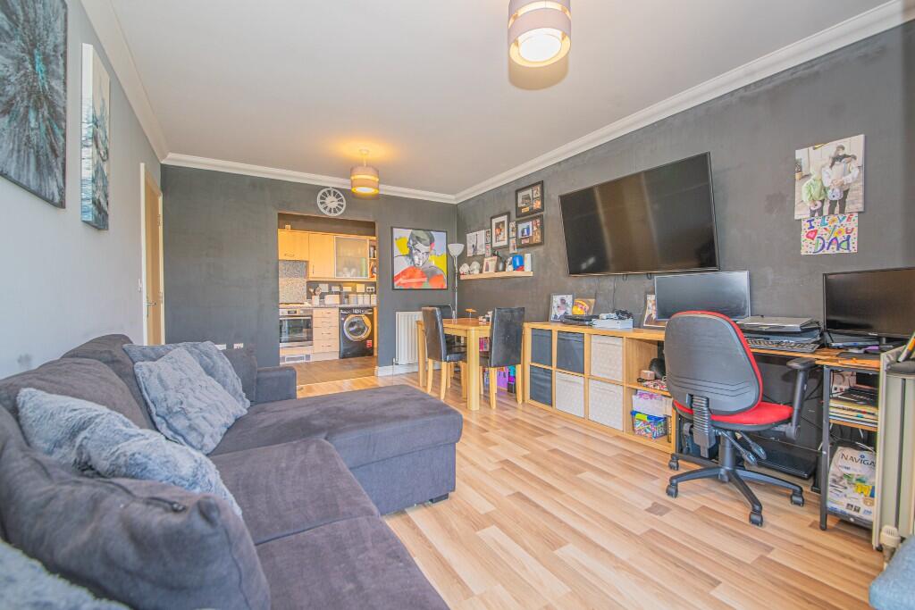 Causton Gardens, Eastleigh, SO50 photo 3