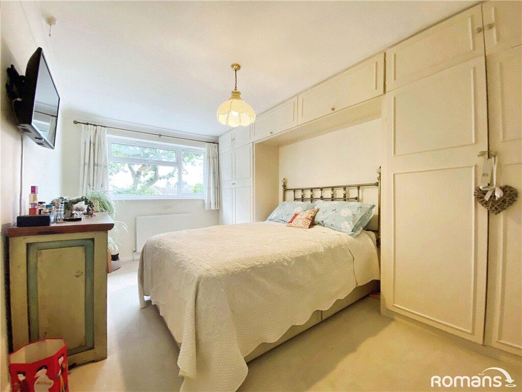House in Guildford - More