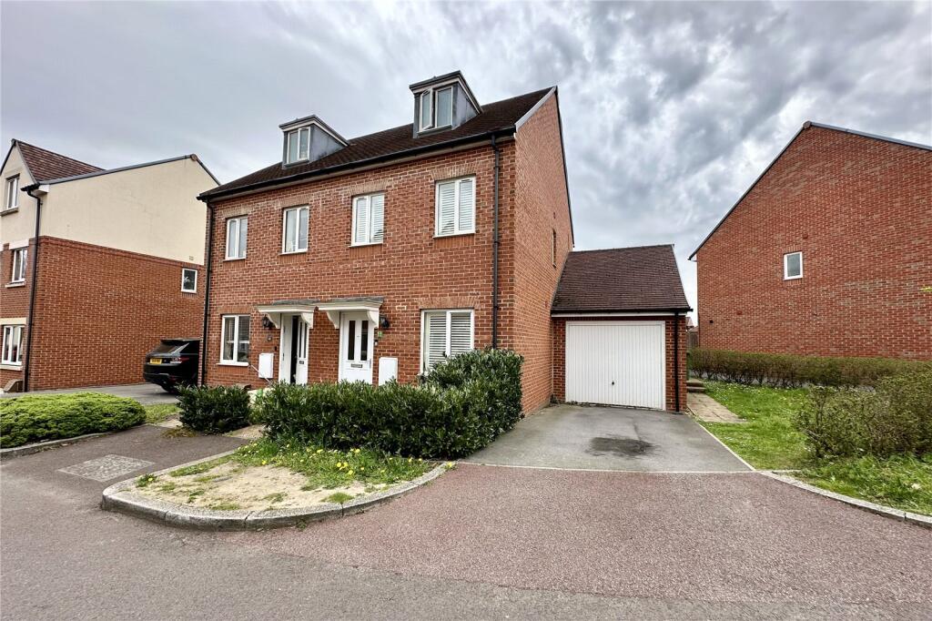 Main image of property: Cuckoo Lane, Bracknell, Berkshire, RG12