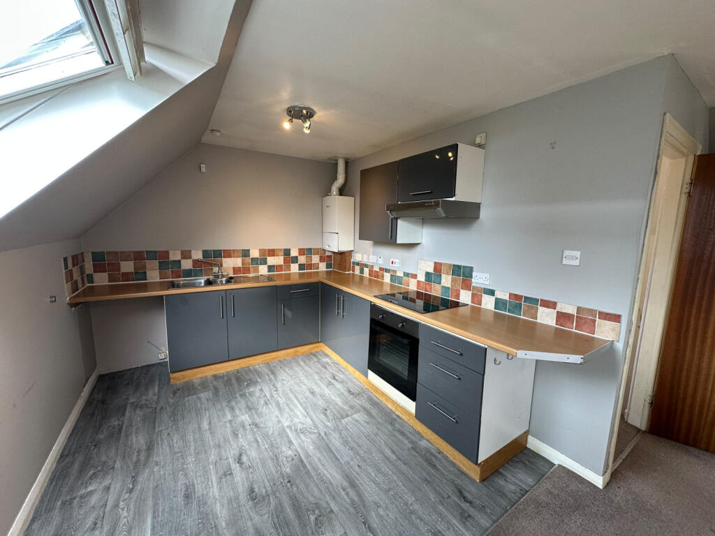 House in Perth - View 4