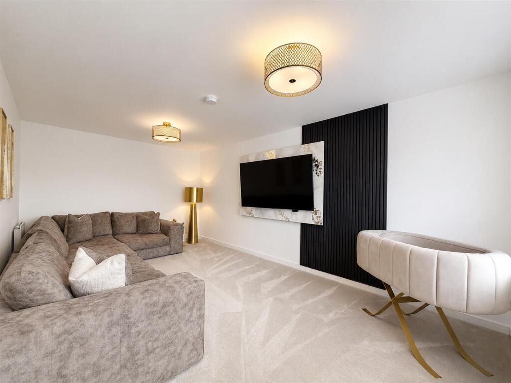 House in Coatbridge, Marnock, Glenboig - View 2