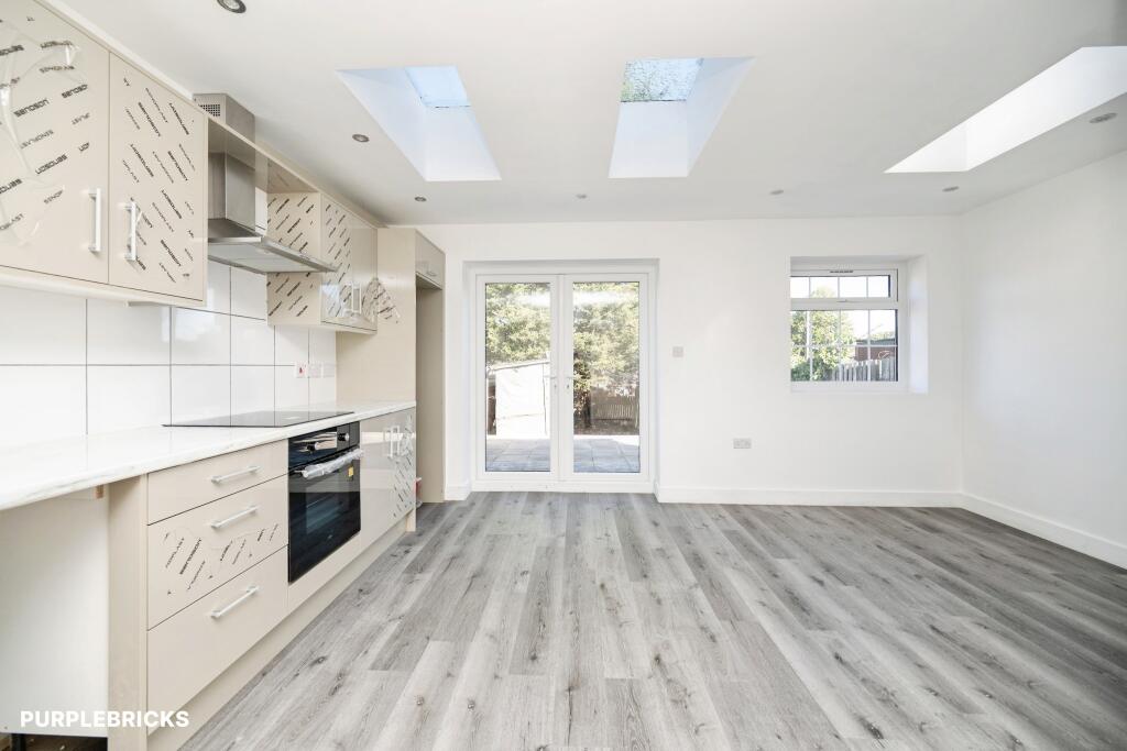 House in Walsall - View 4
