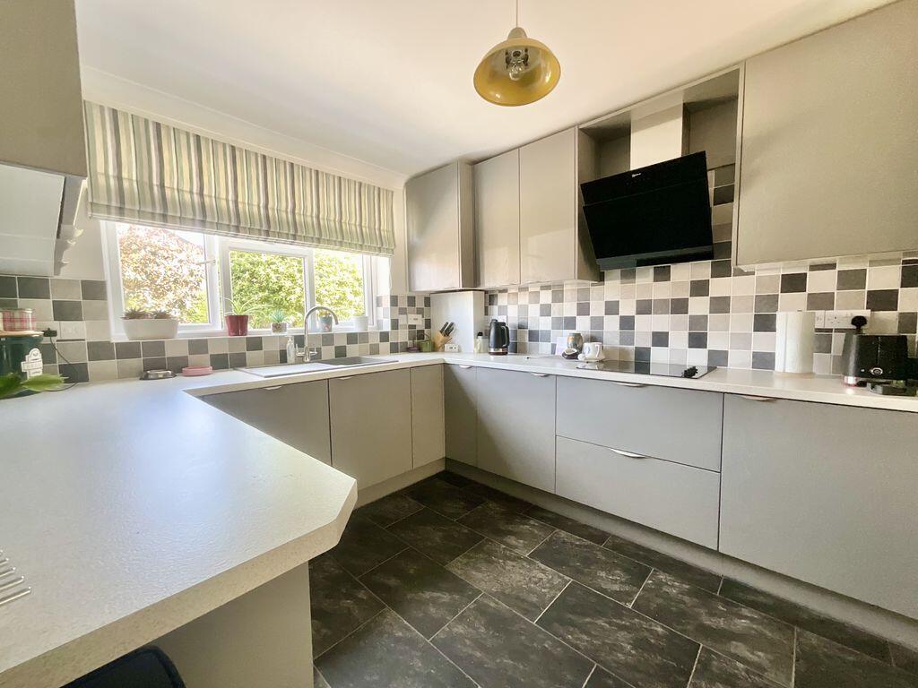 Sovereign Close, Littledown, photo 4