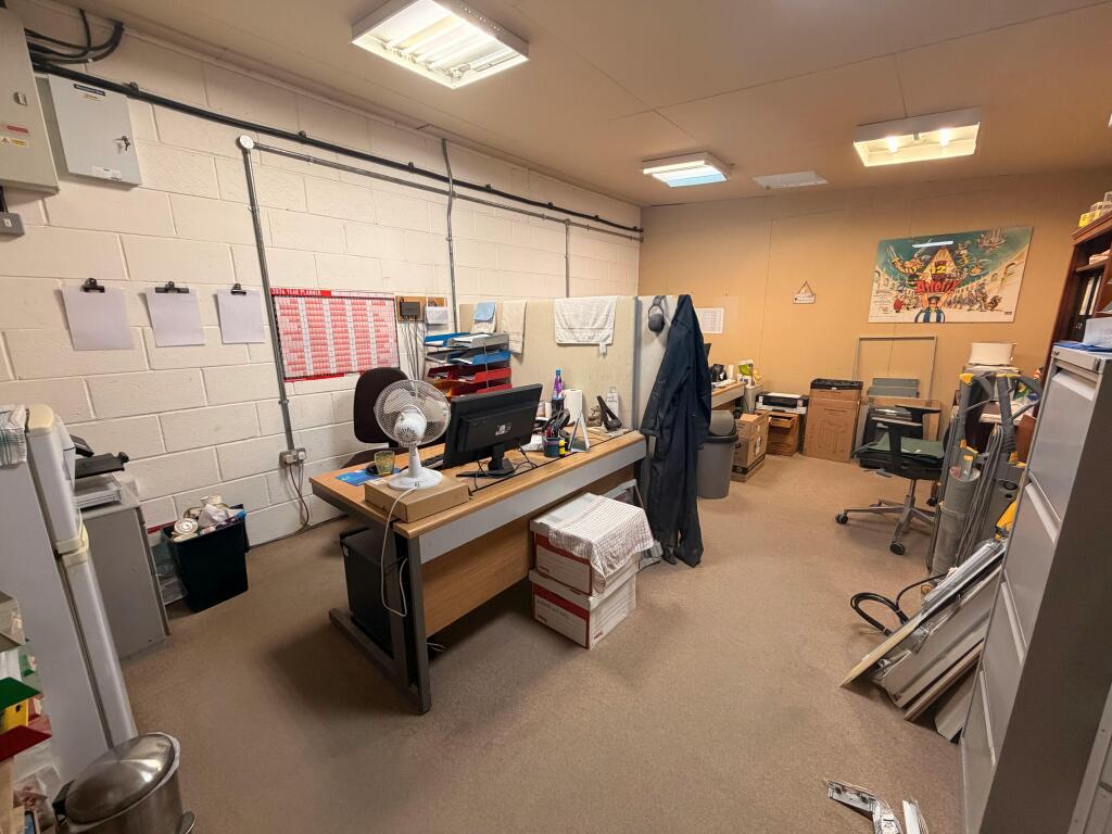 Office.jpeg
