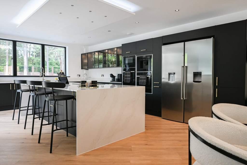 Avon Avenue, Ringwood, St Ives, BH24 - View 4