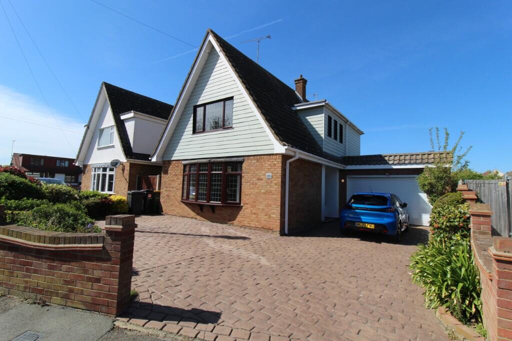 Main image of property: Holt Farm Way, Rochford, Essex, SS4