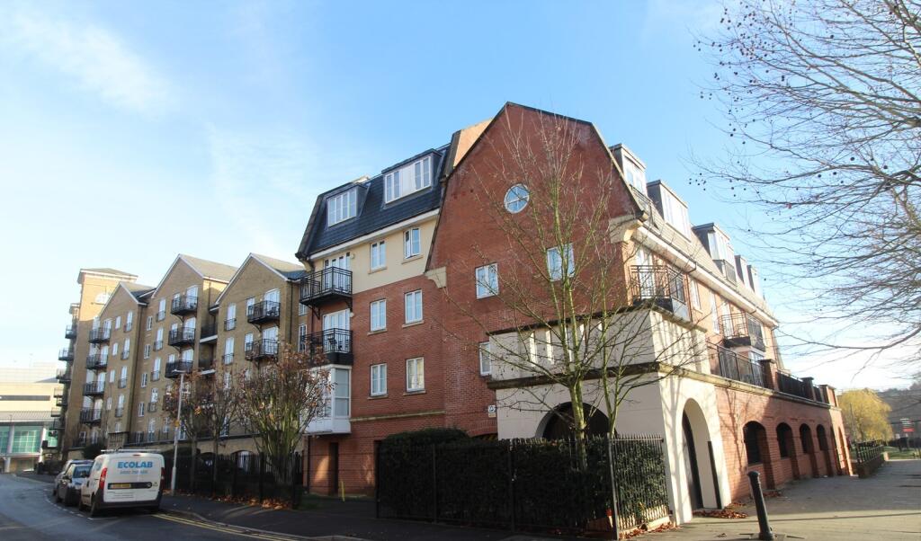 Main image of property: Riverside House, Fobney Street, Reading, RG1