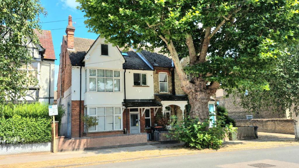 Main image of property: Warwick Avenue, Bedford