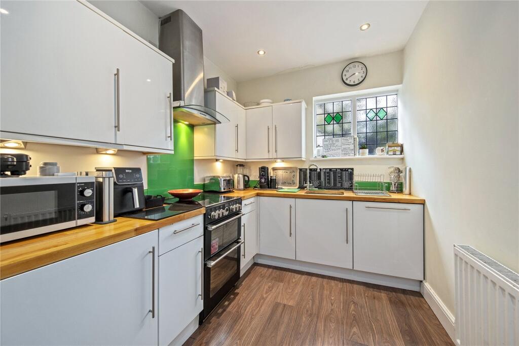 House in London - View 5