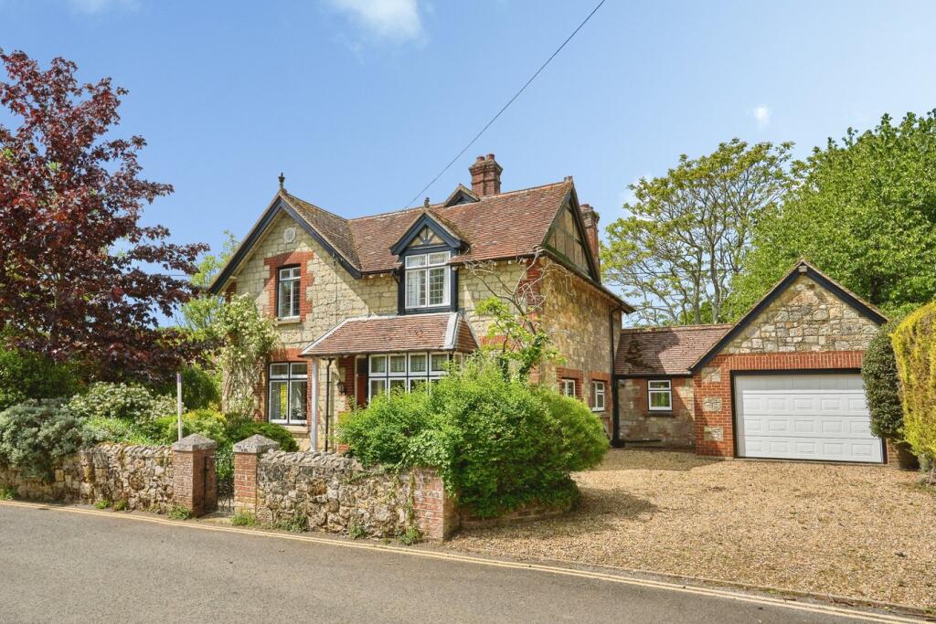 Main image of property: Main Road, Alverstone, Sandown, PO36
