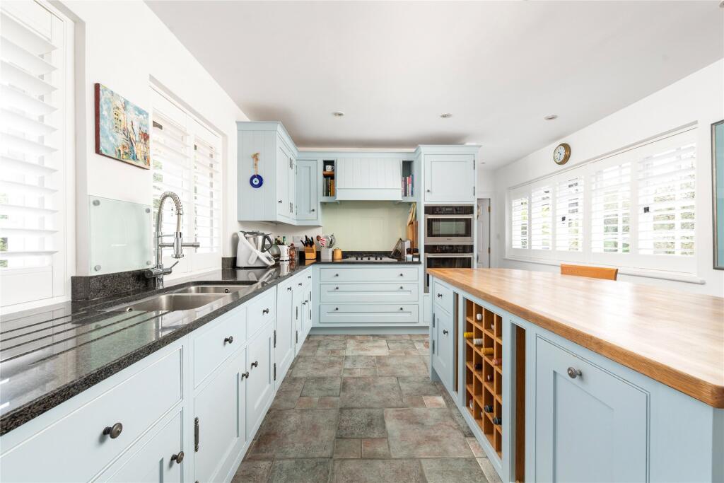 House in Stevenage - View 4