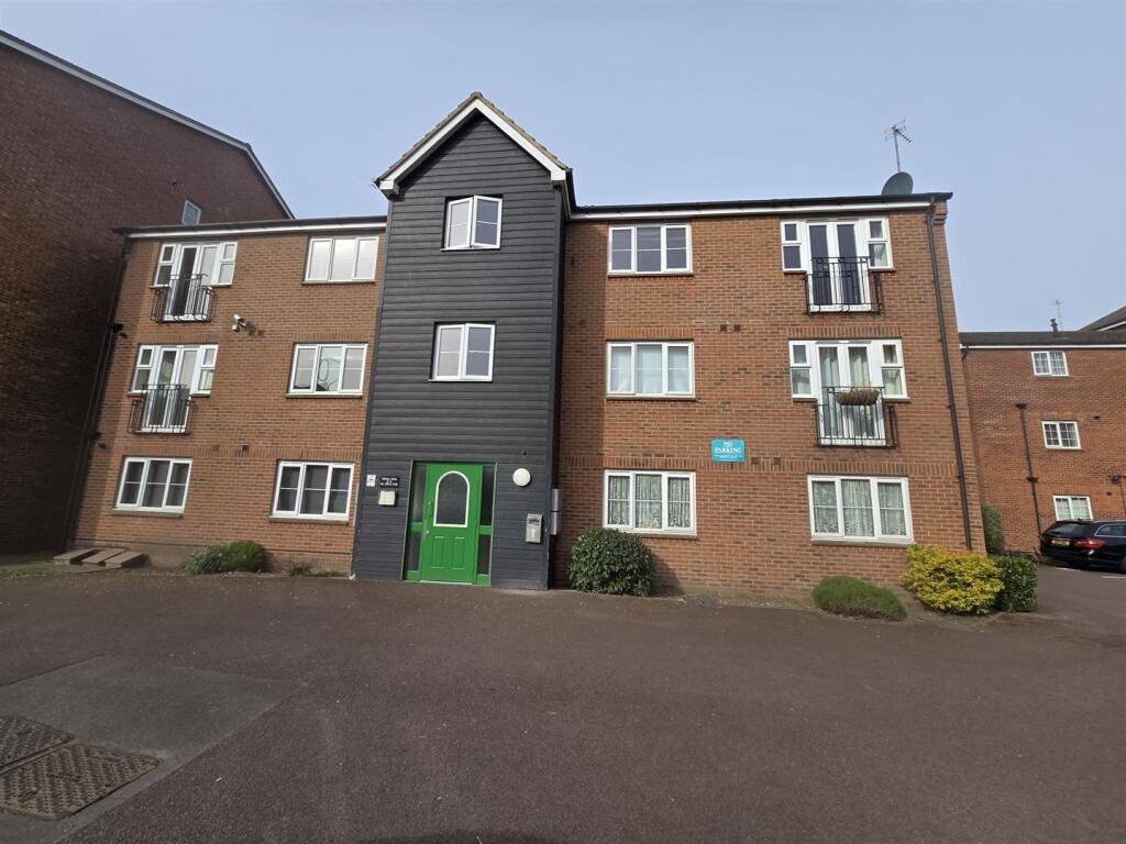 Main image of property: 63, Mill Bridge Close Retford, DN22 6FE