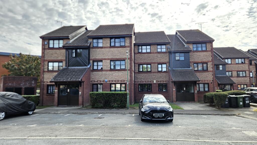 Main image of property: Humber Road, Dartford, DA1