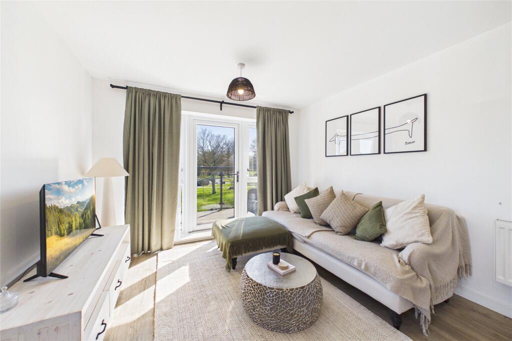 Bridle Road, Arborfield Green, Reading, Berkshire, RG2 photo 4