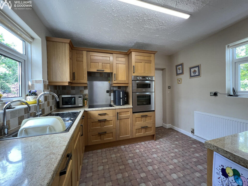 Clai Road, Llangefni, Anglesey, LL77 - View 6