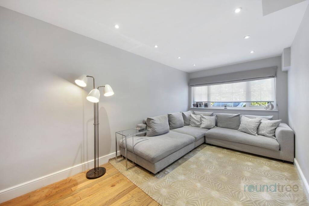 House in London - View 3