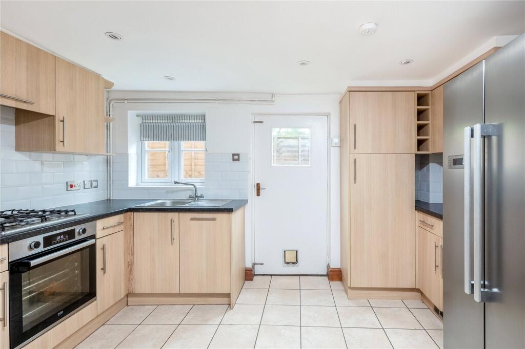 Old Bridge Road, Bloxham, Banbury, Oxfordshire, OX15 photo 3