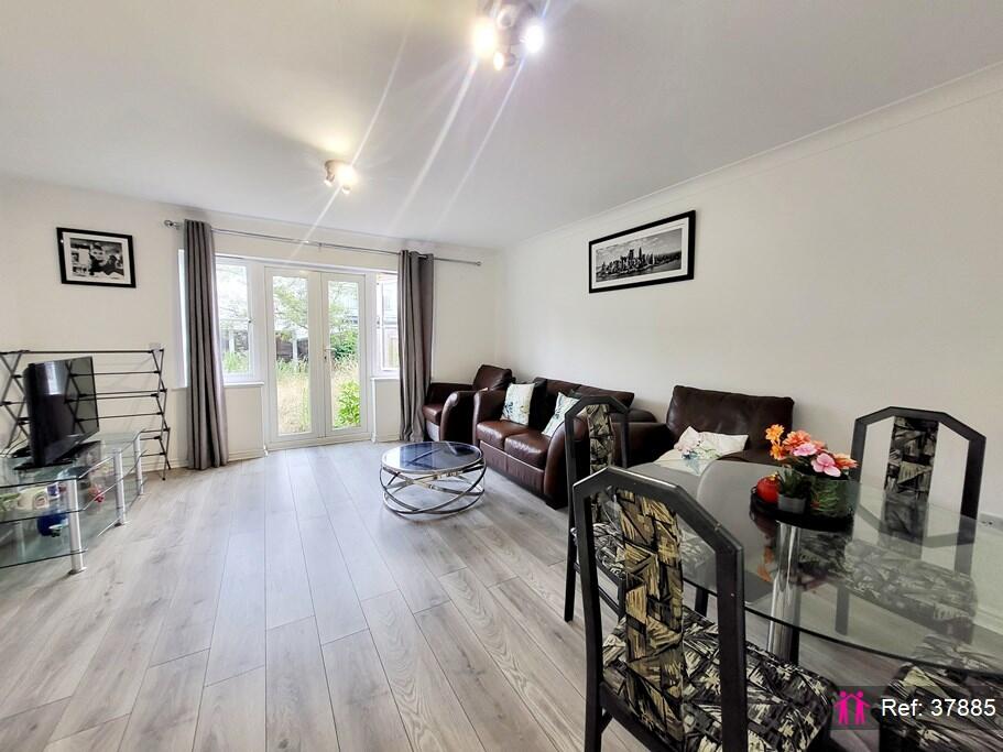 House in London, Custom House, Silvertown - View 2