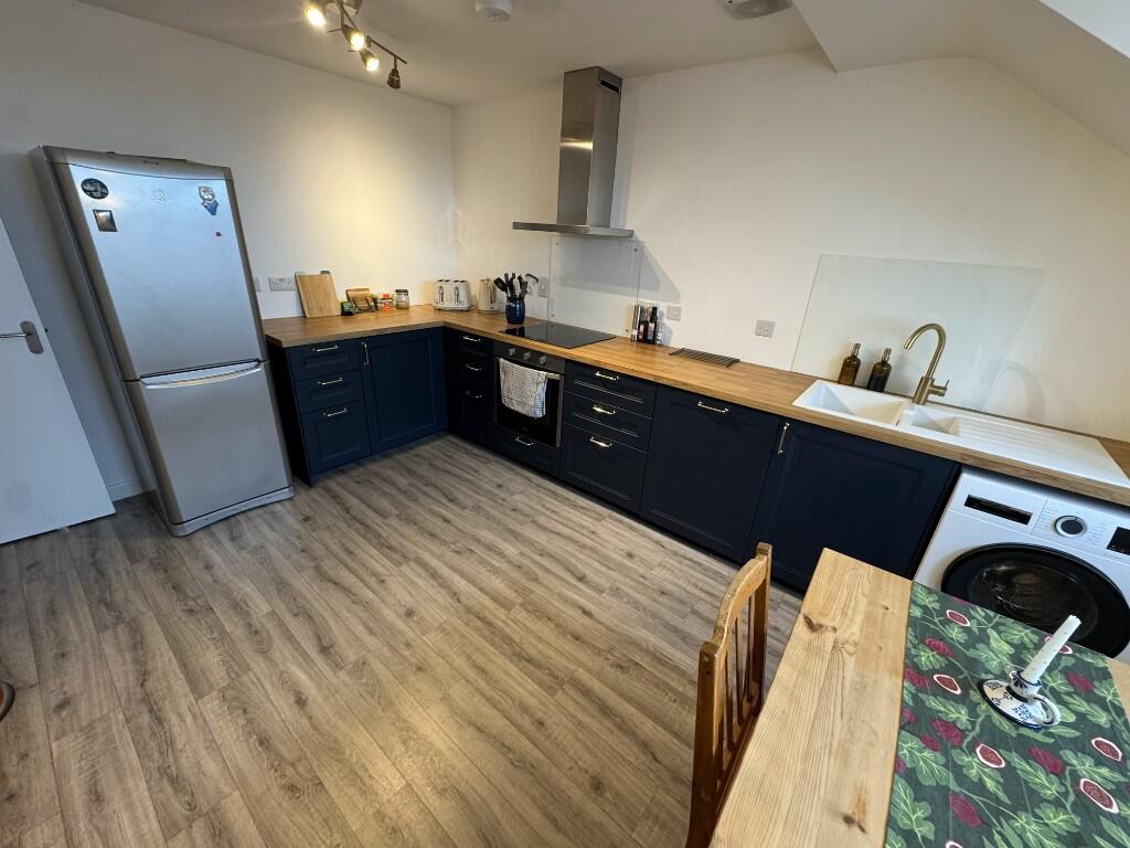 Apartment in Bristol, Northville - View 5