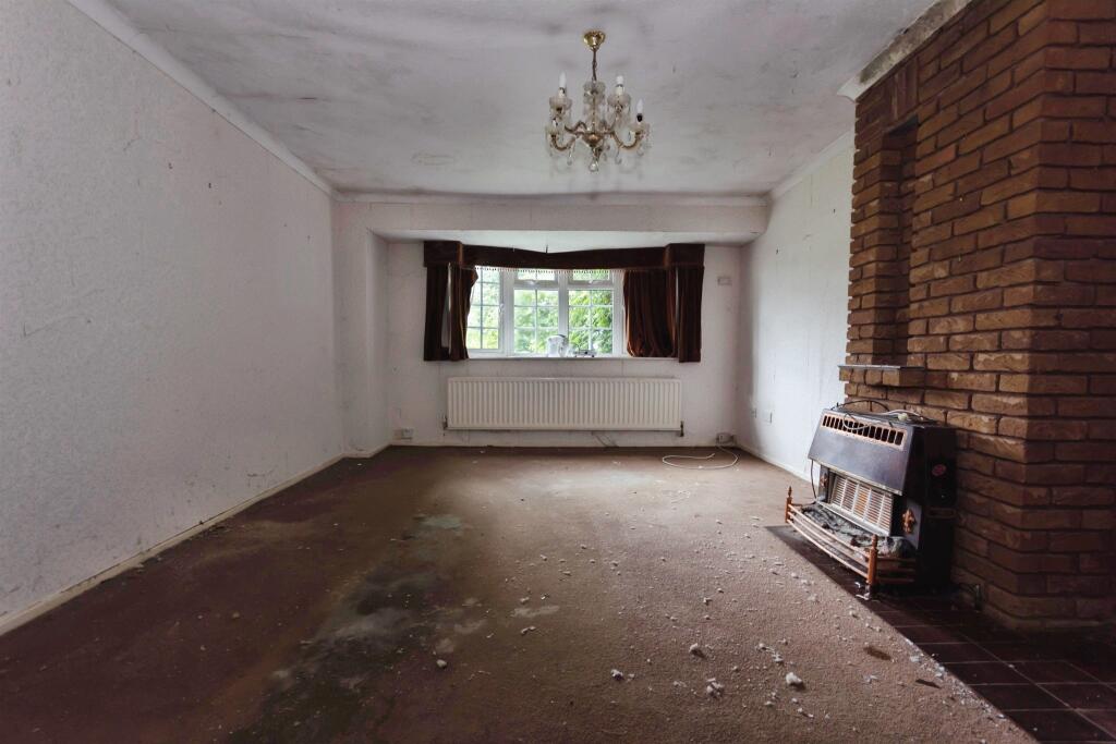 House in Birmingham, West Midlands - View 2