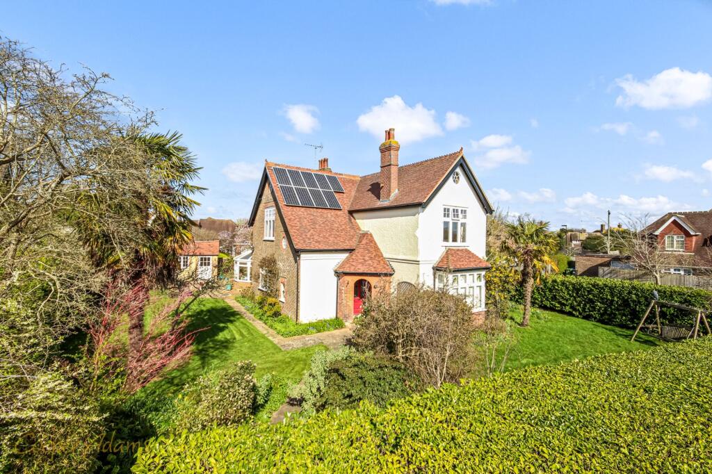 Main image of property: Lansdowne Road, Angmering, BN16