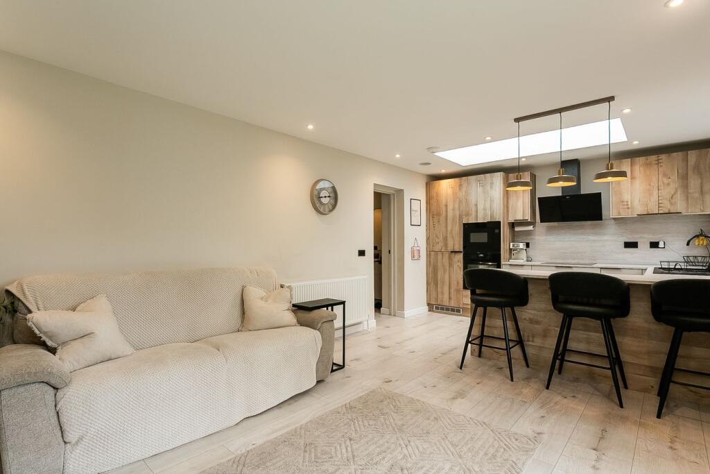 House in Edinburgh - View 4