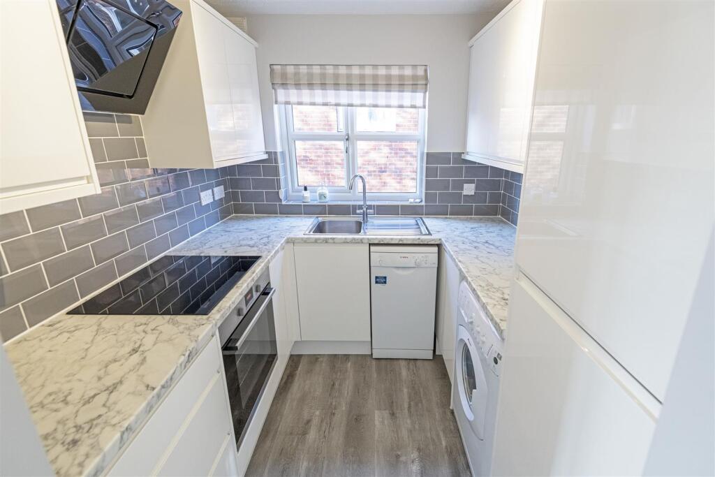 Apartment in London - View 4