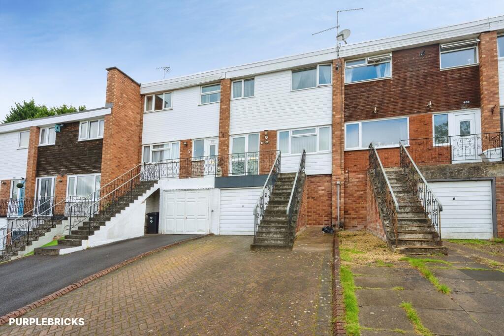 Main image of property: Stourbridge Road, Kidderminster, DY10