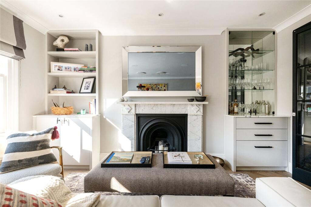 Apartment in London, City of Westminster - View 3