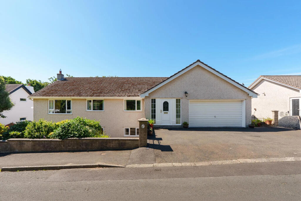 Main image of property: 3, Bradda Glen Close, Port Erin