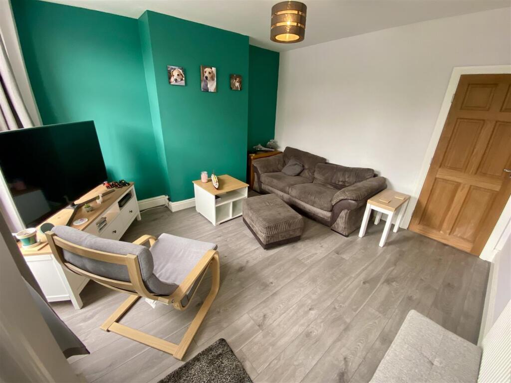 House in Hinckley and Bosworth, Barwell - More