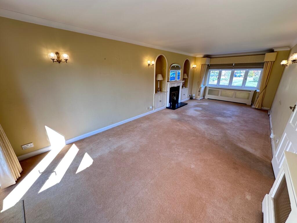 House in Leicester - More