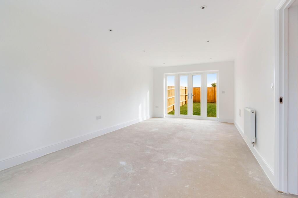 Coldharbour Road, Upper Dicker, BN27 photo 3
