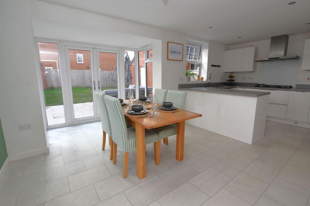 Webster Drive, Upton, Wirral, CH49 4SA photo 3