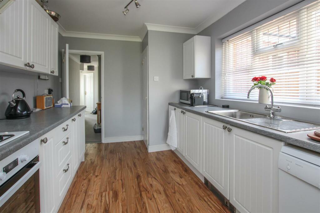 Middle Road, Ingrave, Brentwood photo 4