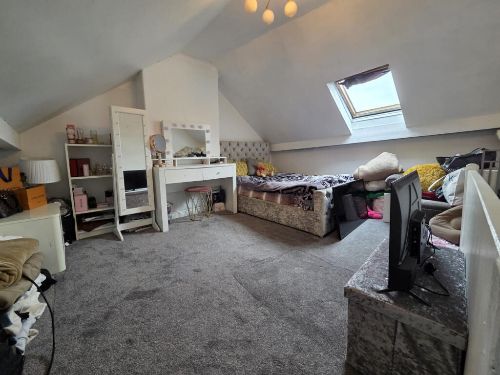 Additional image 13 of Washington Street, BD8 9QP