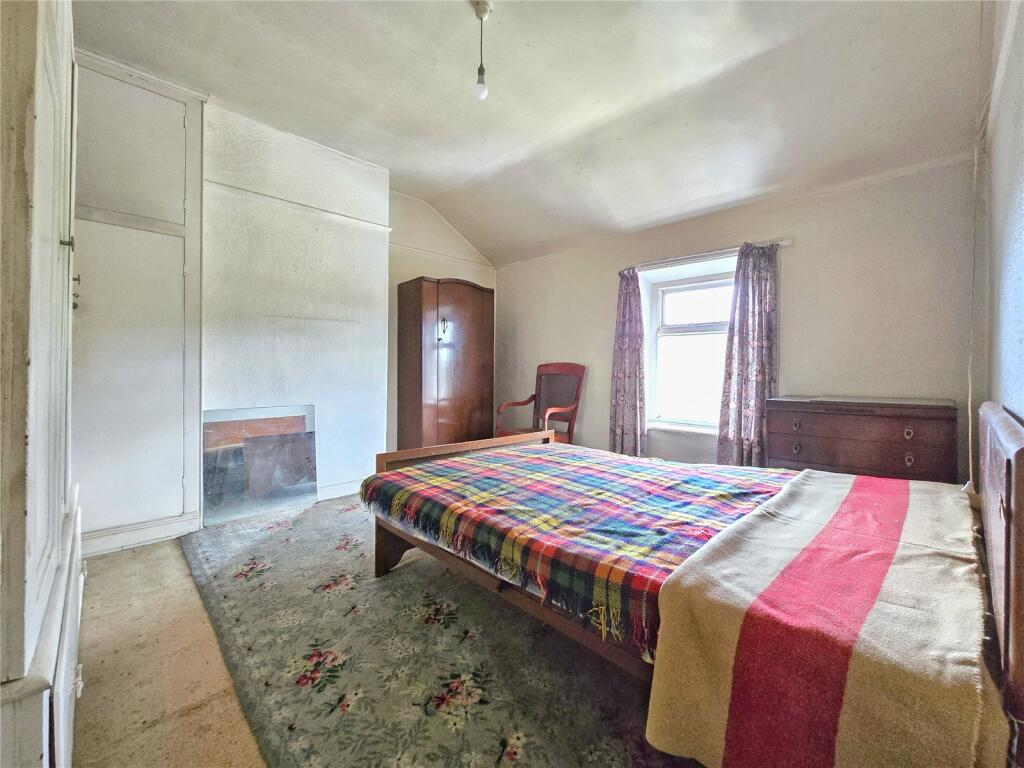 House in Rossendale, Holme - More