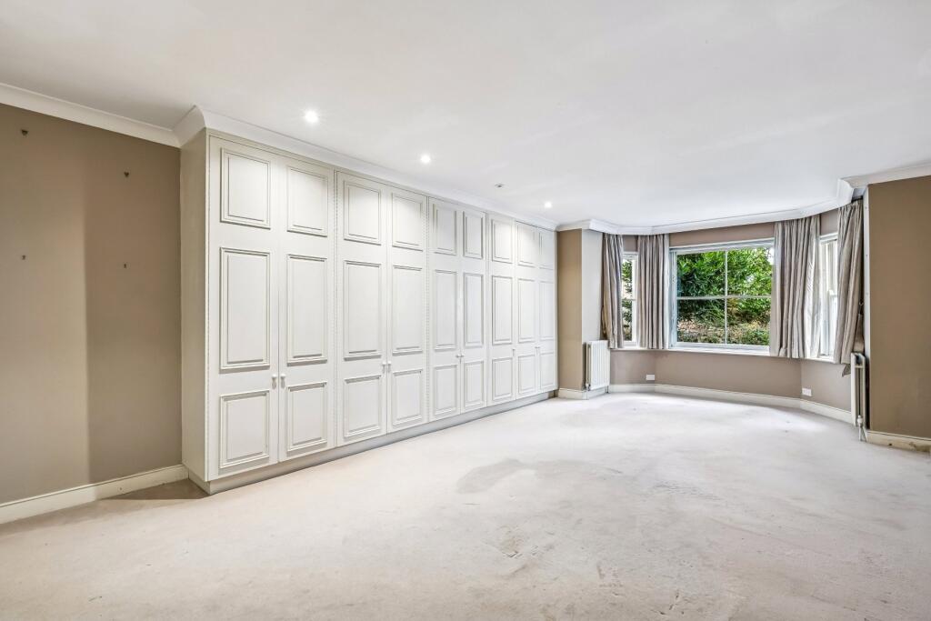 Apartment in London - More