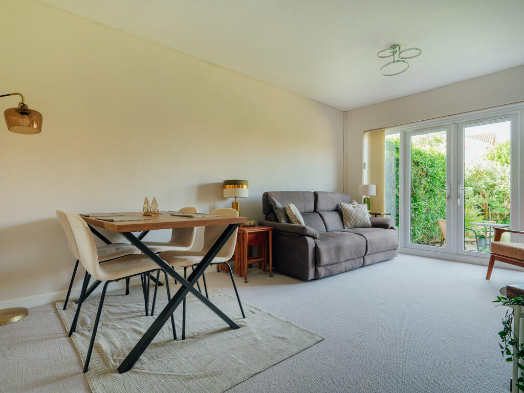House in Worcester, Worcestershire - View 3