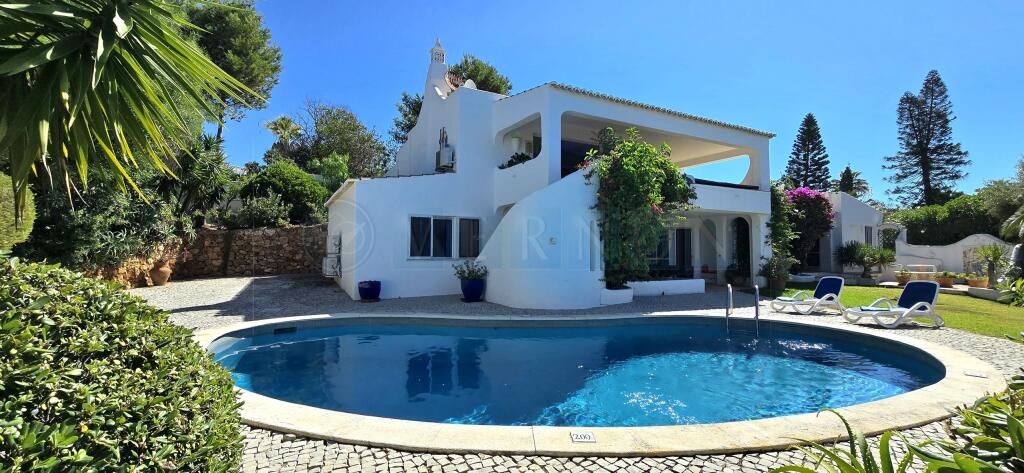 Main image of property: Algarve, Lagoa