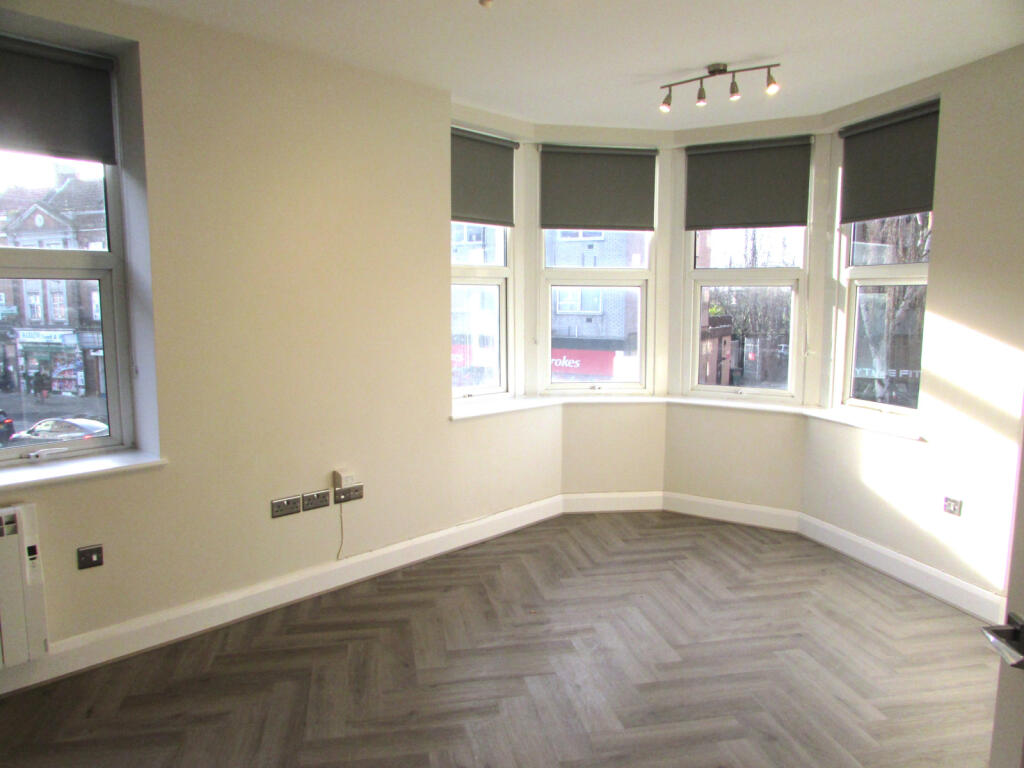 Apartment in Harrow - View 2