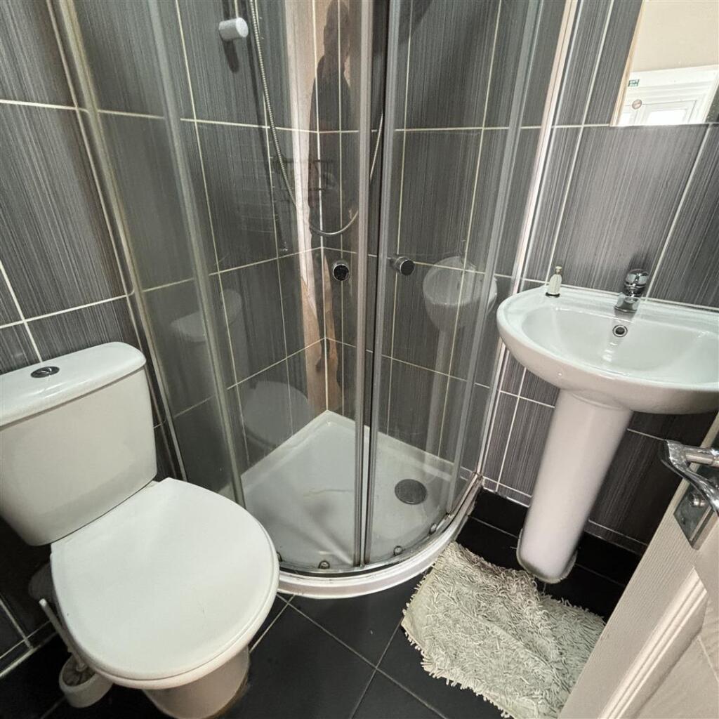 Additional image 3 of Houseshare, Scott Road, Solihull