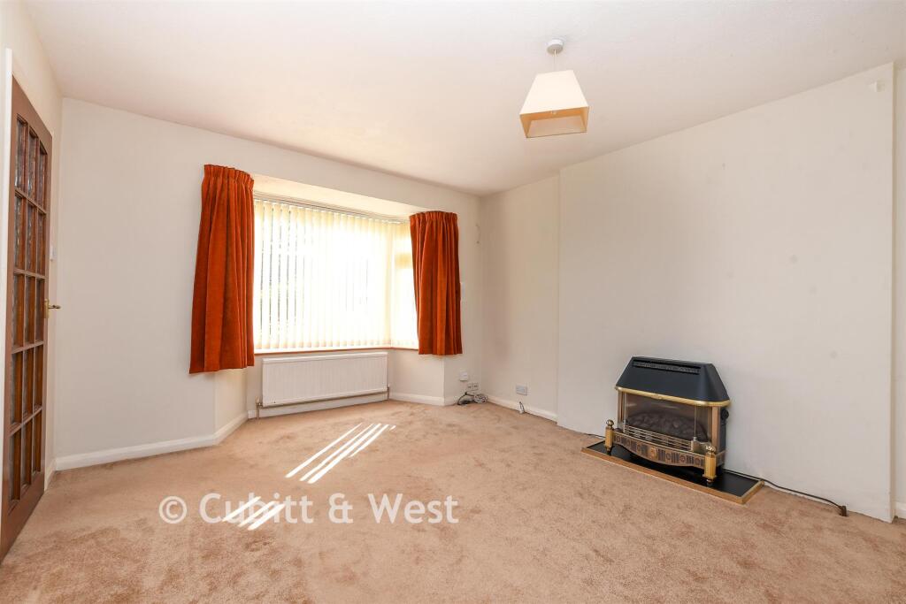 House in Redhill - View 3