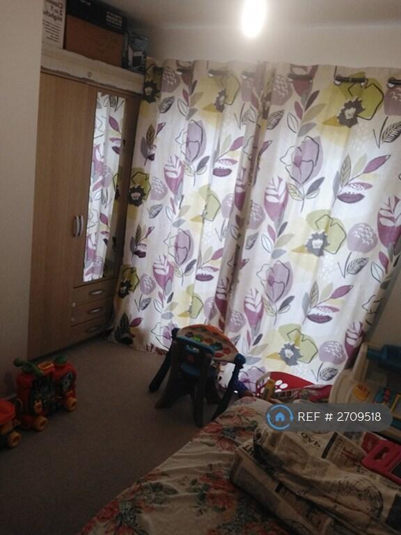 Additional image 3 of Town Centre, Hatfield, AL10